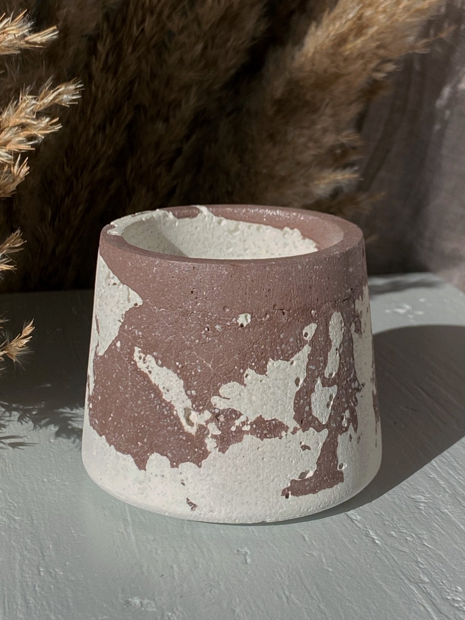 White&Cacao with cracks concrete candle holder - Coshi.store