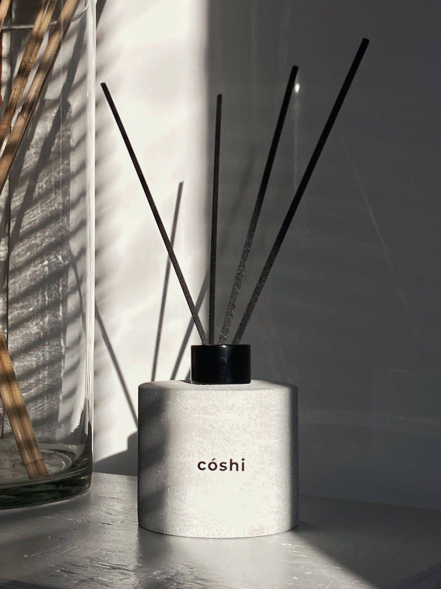 Gray concrete reed diffuser - Coshi.store
